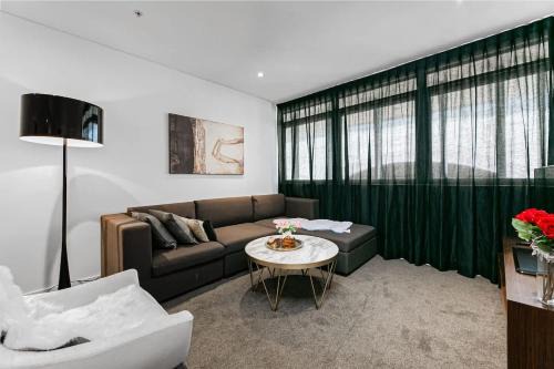 Chatswood CBD Apartment | 2 bds lovly in heart chatswood108