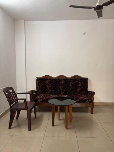 Manipala Apartment | 2BHK Furnished flat in Mahalasa Emerald