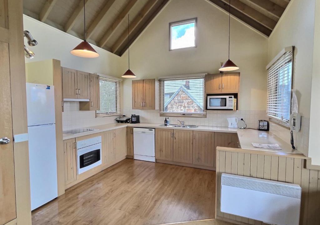 Dinner Plain Ski Chalet | 360 Degrees, alpine-getaways