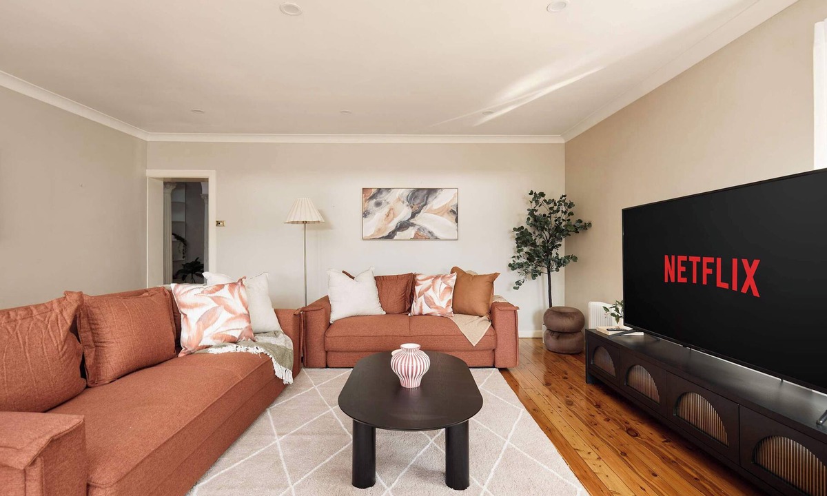 Arncliffe House | 4BR Sydney House · Pool, Workspace, Parking, BBQ