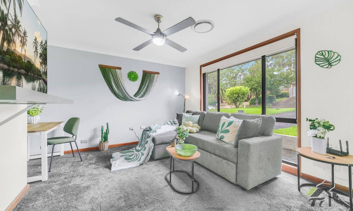 Cranebrook House | A Leisurely Three-Bedroom Home in Cranebrook