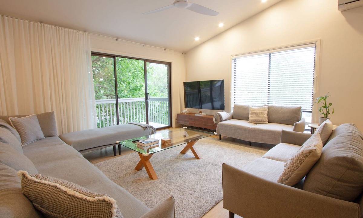 Pearl Beach House | A perfect place for family and pets, just a short stroll to the beach.