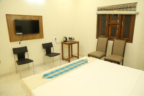 Maheshwar Hotel | Aamantran At Fort Maheshwar