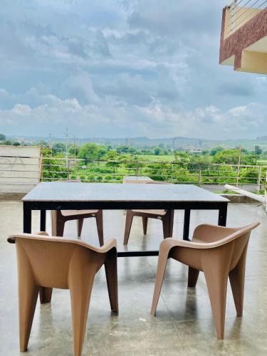 Bhopal House | Aerostay