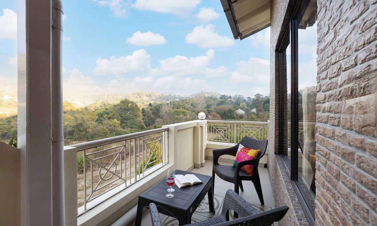 Lonavala Villa | Alaya Stays Rainmist 4BHK PetFriendly