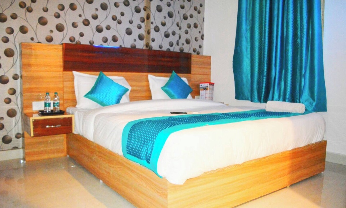 Mahipalpur Extension Hotel | Alpha Stay