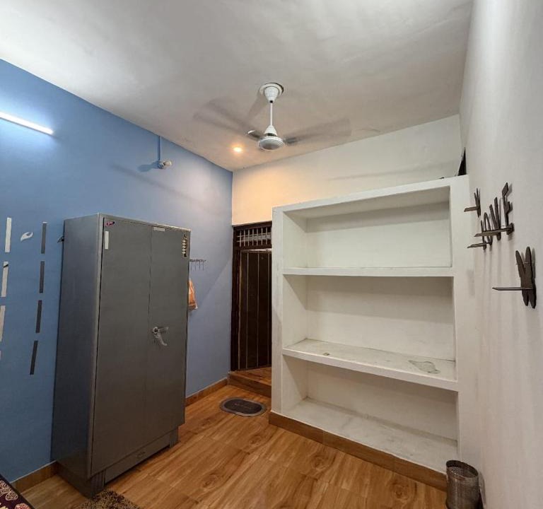 Etah Apartment | Anushka homestay