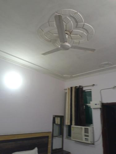 Tonk Hotel | Arihanta hotel
