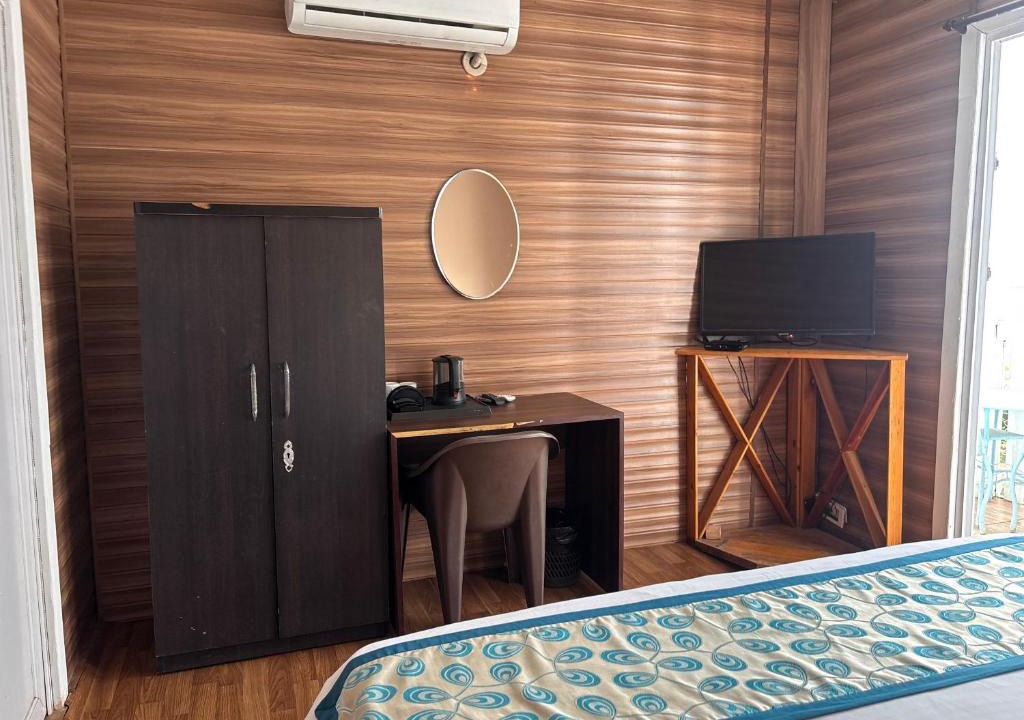 Sawantwadi Bed & Breakfast | Ashish Resort 2