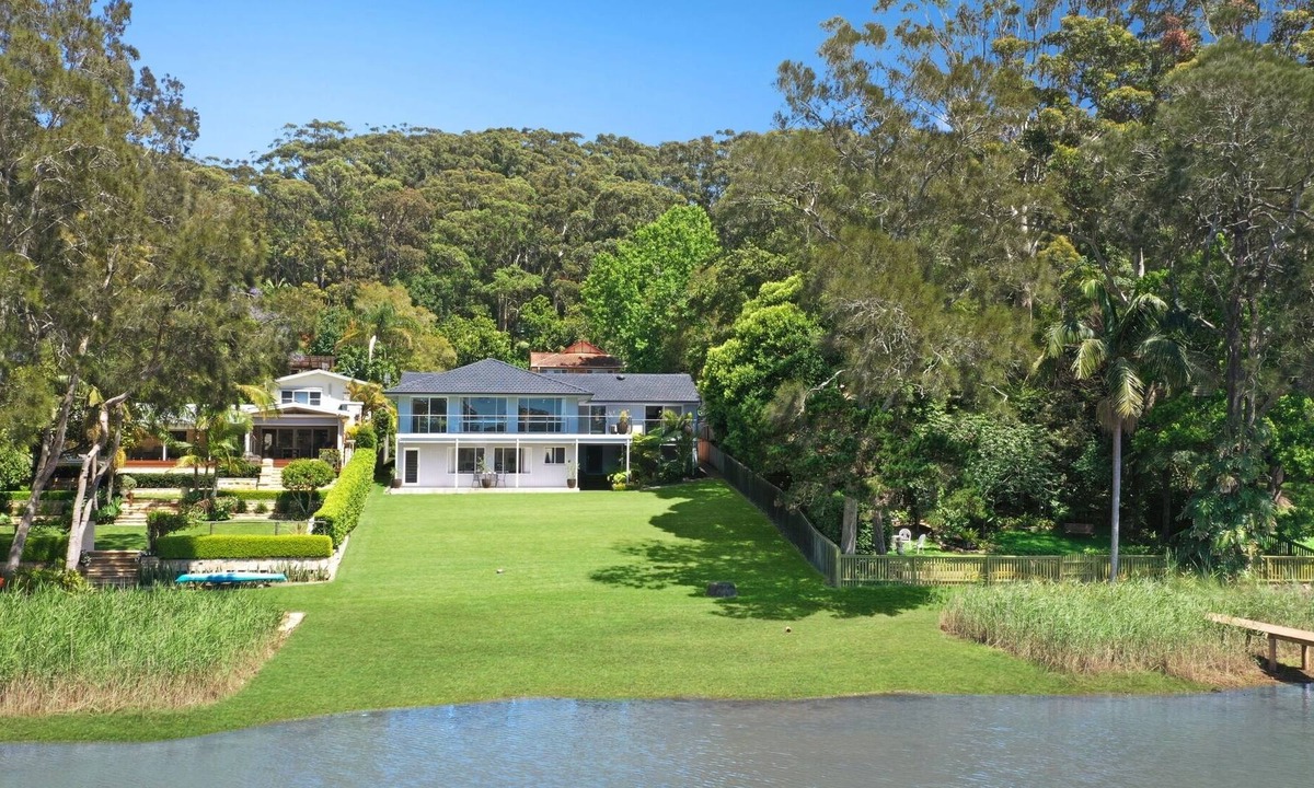 Avoca Beach House | Avoca Beach Lake House
