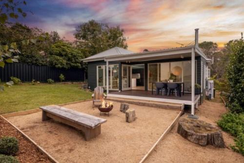 Blackheath House | Ayla Cottage - Cosy Escape