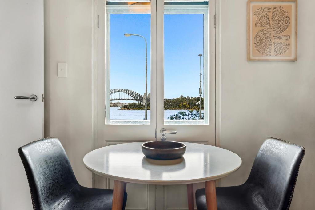 Balmain East Apartment | Balmain Wharf 1 bedroom Apartments