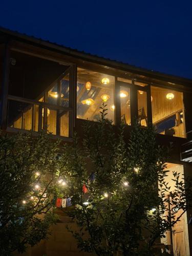 Banjar Hotel | Baserah - Cafe & Stay