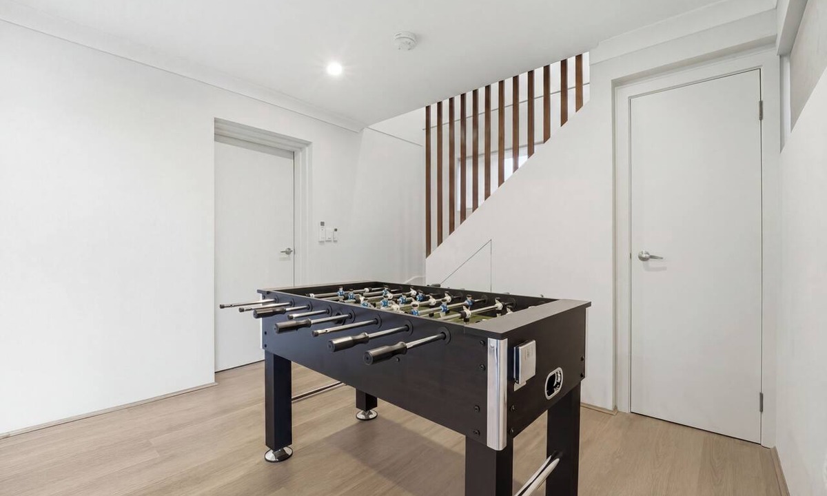Tascott House | Bayview Luxe Retreat | Luxury Central Coastal Escape with Panoramic Water Views