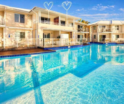 Salamander Bay Apartment | Beautifully Restyled 2 Bedroom Apartment - Oaks Pacific Blue - Sea Salt Escape