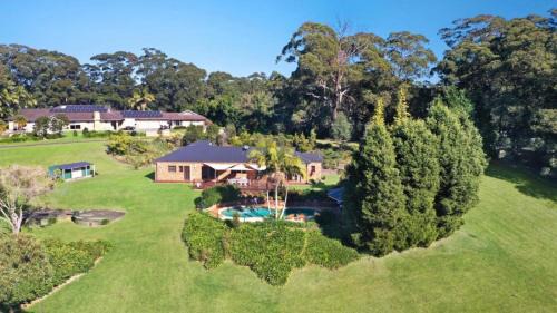 Kincumber House | Bellbird Escape - Listen To The Bellbirds