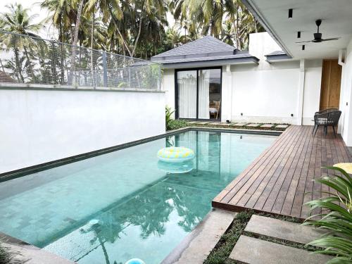 Vagator Villa | Boho Luxury Balinese Villa Cafes & Nightlife