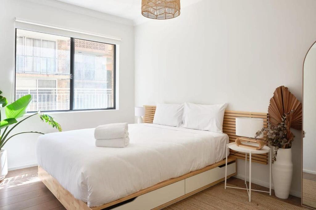 North Bondi Apartment | Bondi Oceanview Escape - Walk to beach