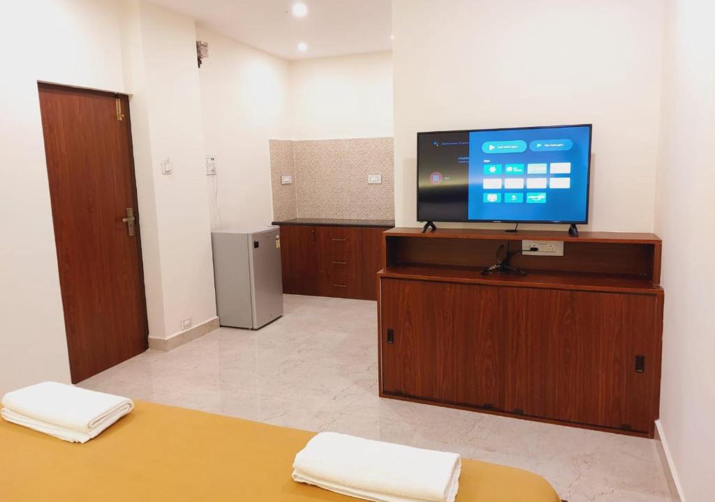Mylapore Tiruvallikk Hotel | Chippy Residency