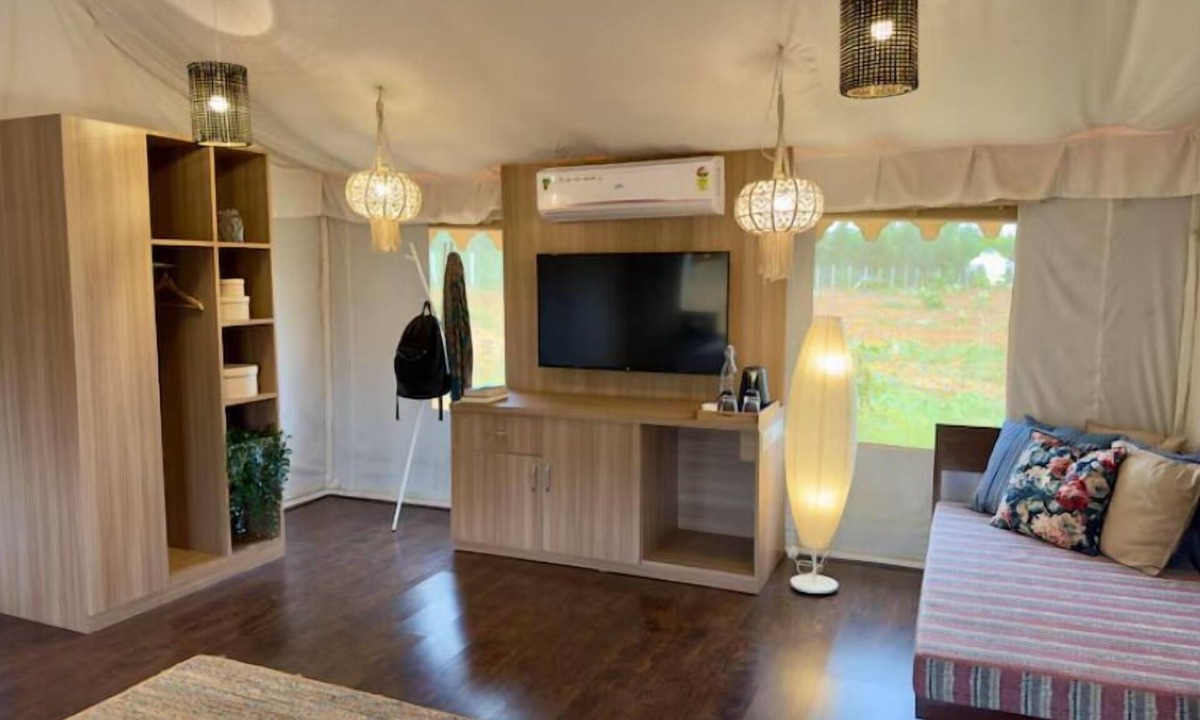 Hoskote Resort | Click Collection Serenity Retreat