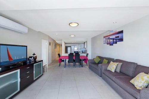 The Entrance Apartment | Coast Apartment 12