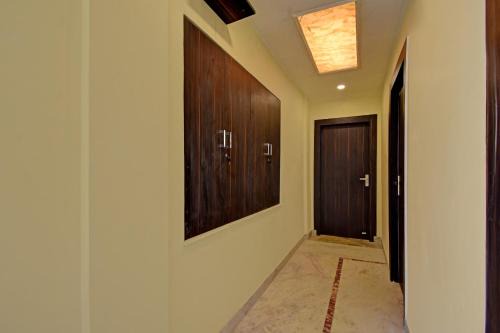Kolkata Hotel | Collection O Ketan Regency Near Acropolis Mall