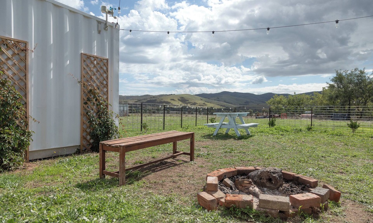 Yass River Cabin | Cottage on Yass River, Private Farm Stay - Pet & Horse Friendly