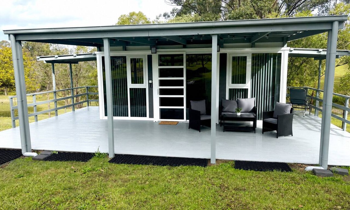 Failford Cabin | Country Coast Retreat - newly built cabin on acreage, 12 min drive to the beach