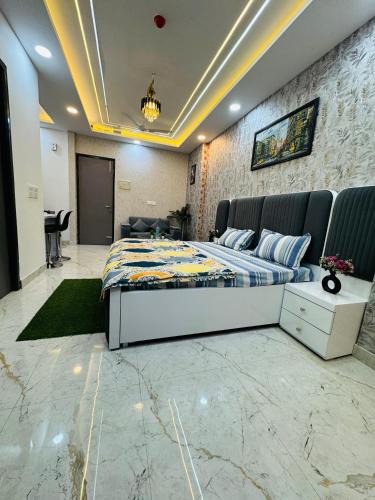 Greater Noida Hotel | Cozy Hideout