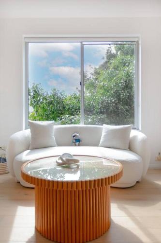 Birchgrove Apartment | Cozy Studio walk to Park & Water