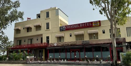 Karnal Hotel | Crystael Hotel