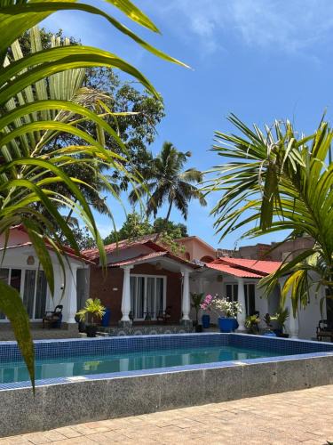 Mandrem Resort | DD cottages Mandrem Goa