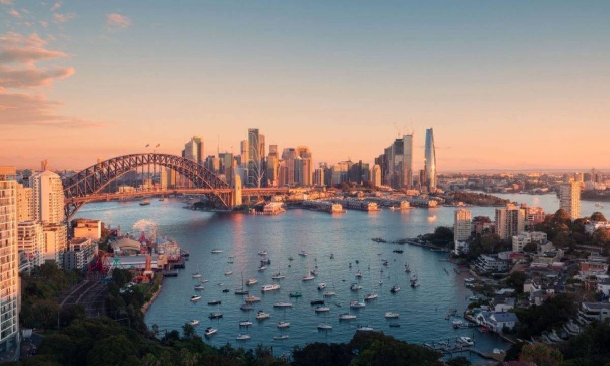 Zetland Apartment | Deluxe 2BR Defries Avenue, Zetland, New South Wales