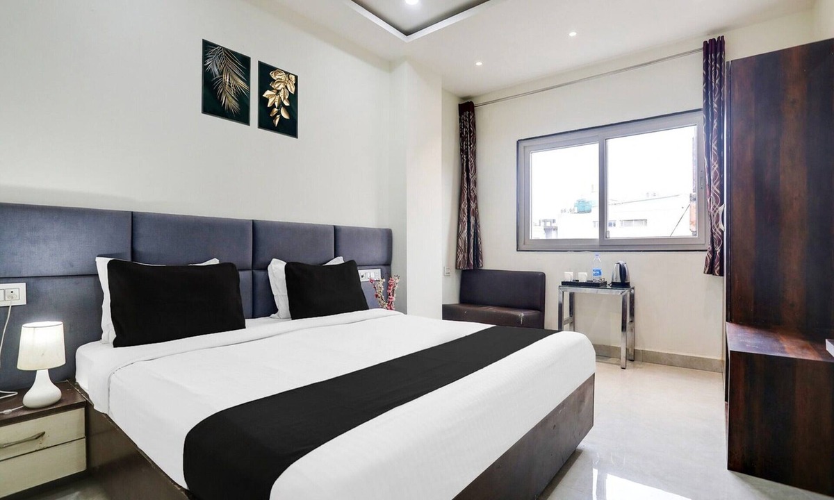 Maharana Pratap Nagar House | Deluxe Hotel Gaurav Palace