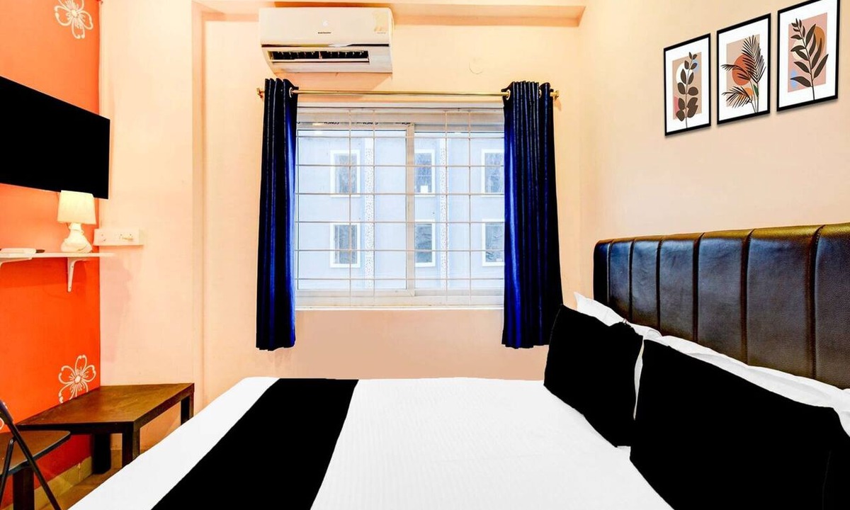 Miyapur House | Deluxe Hotel Nakshatra