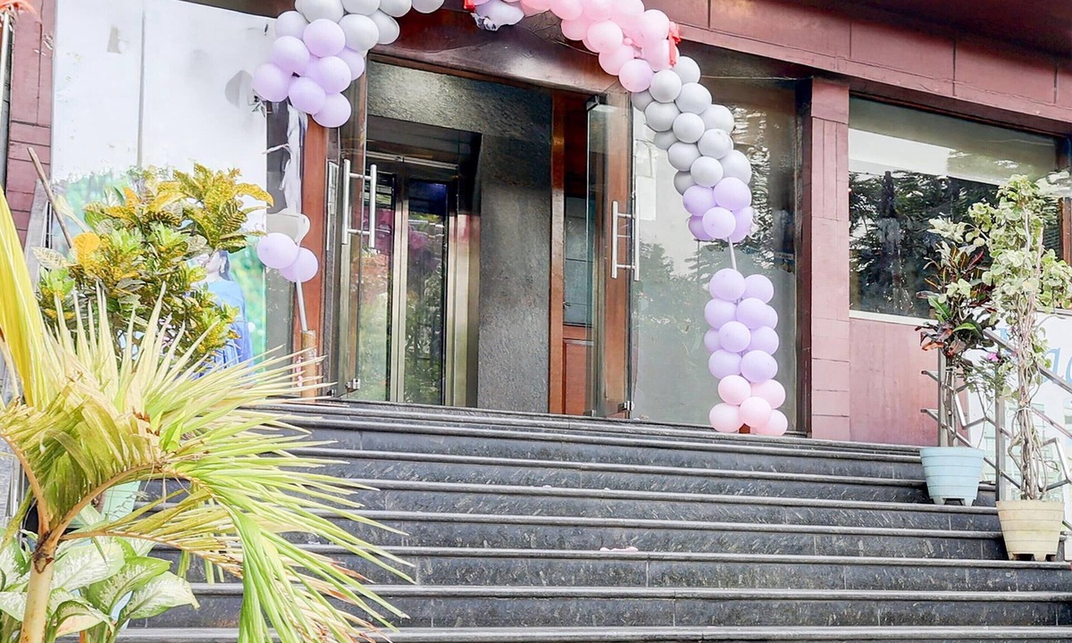 Dwaraka Nagar House | Deluxe Madhura Inn