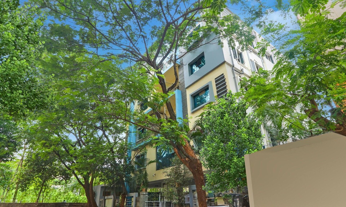 Madhapur House | Deluxe Townhouse VIP Hills Hitech City