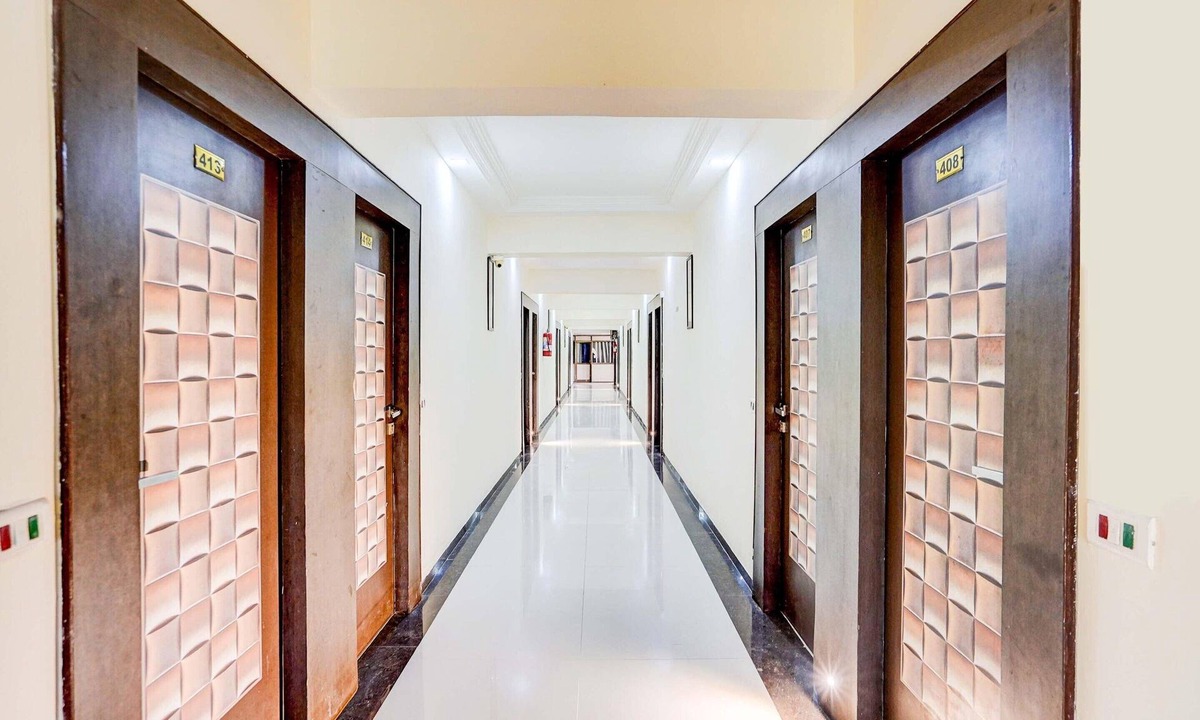Infocity House | Deluxeinfocity Metro Station Gandhinagar