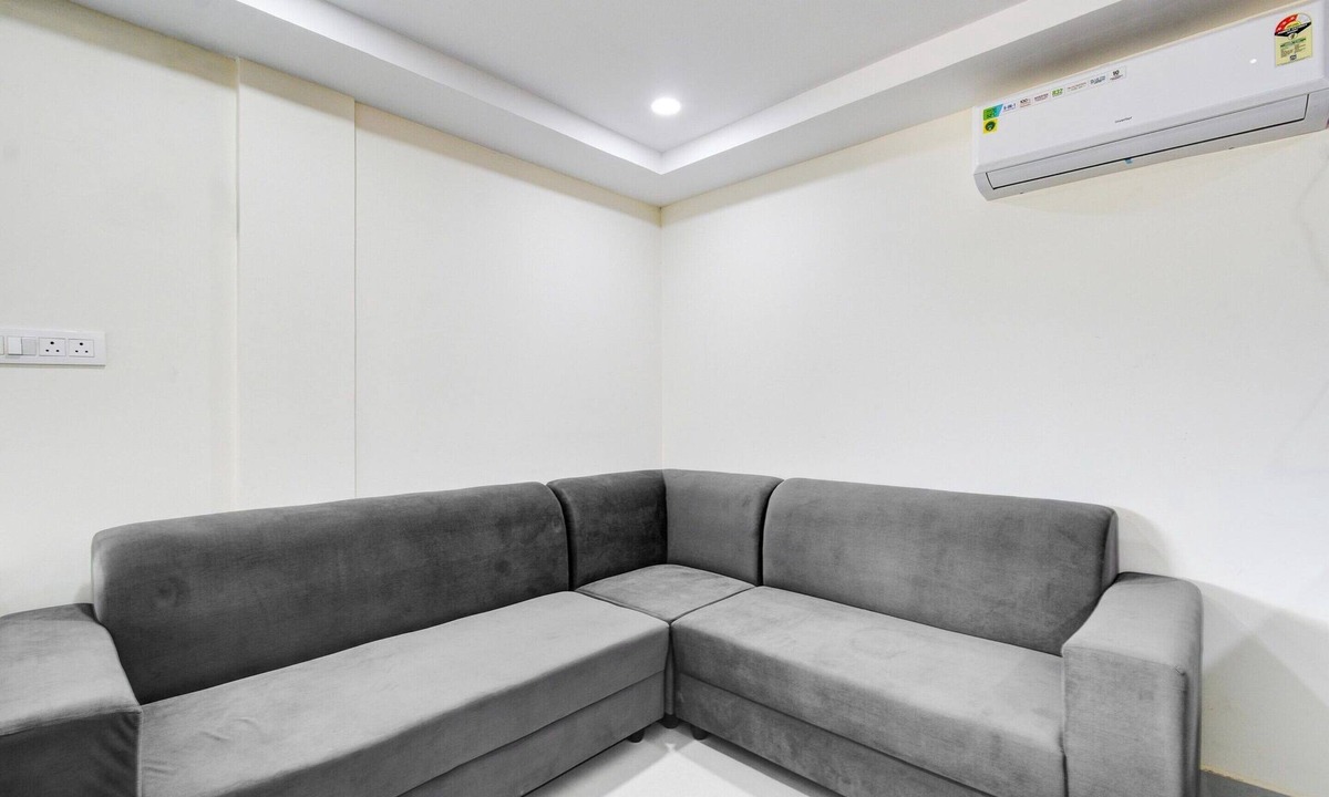 LB Nagar House | Deluxelb Nagar Near Kamineni Hospital