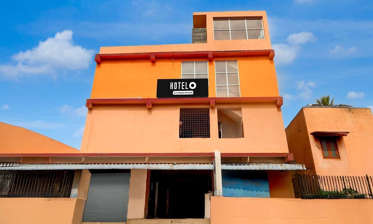 Chromepet House | DeluxeRam Ganesh Residency