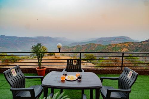 Mahabaleshwar House | Devanand Villa 5BHK Mahabaleshwar