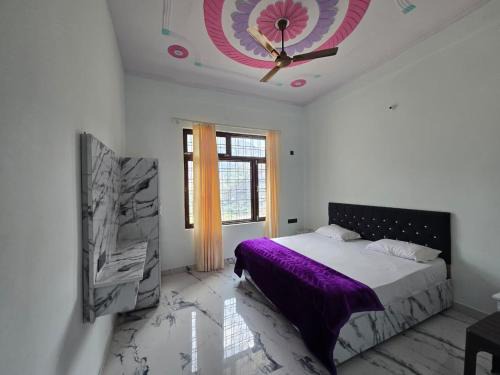 Shivanandi Hotel | Devoshi Hotel and Restaurant