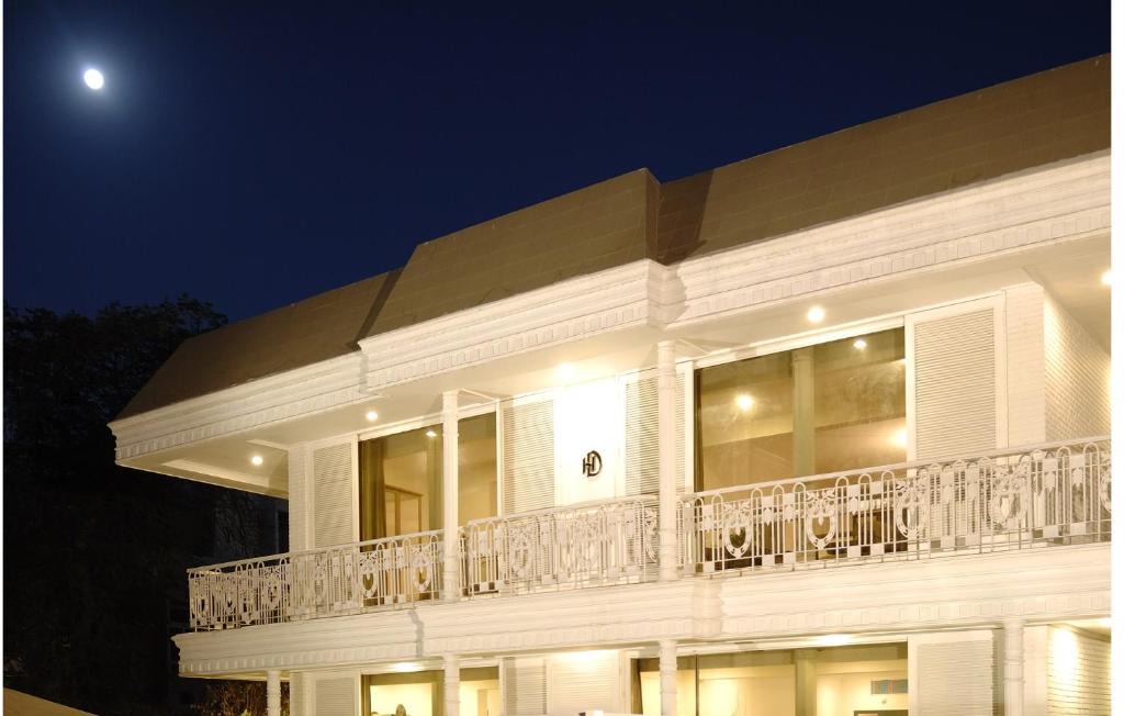 Diplomatic Enclave Hotel | Diplomat, Chanakyapuri New Delhi- A Boutique Hotel