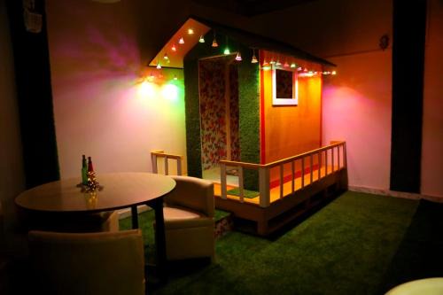 Taj Ganj House | Dk's Paradise Homestay