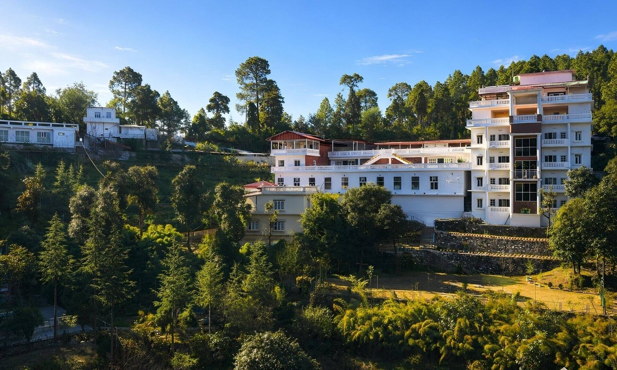Chamba Hotel | DLS Tehri Club Resort
