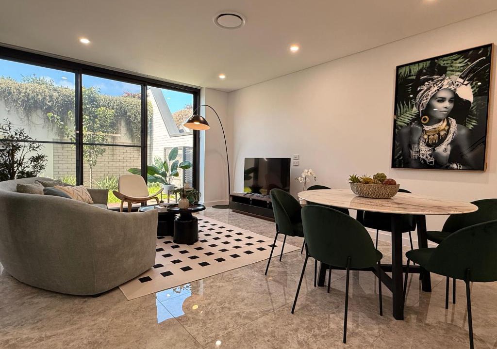 Eastgardens Villa | Eastgardens 4Bed 3Bath Brand New Townhouse 2 Car