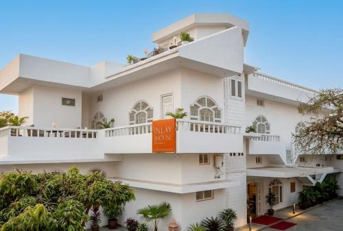 Ayodhya House | Elements by Nilay House Ayodhya