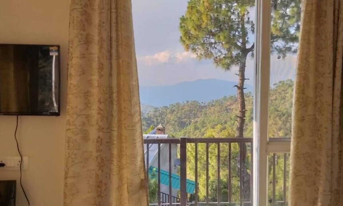 Jalna Hotel | Elphinstone Inn