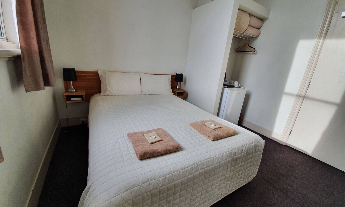 Goulburn Hotel | Empire Hotel Goulburn
