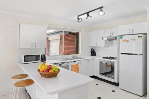 Mount Annan House | Escape from Relaxing Poolside House 3B